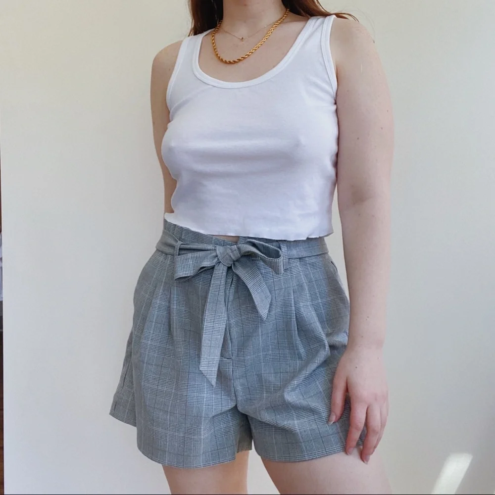 LOFT Houndstooth Grey Fall Shorts Size 12